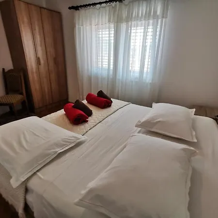 By The Sea Vinisce, Trogir - 4288