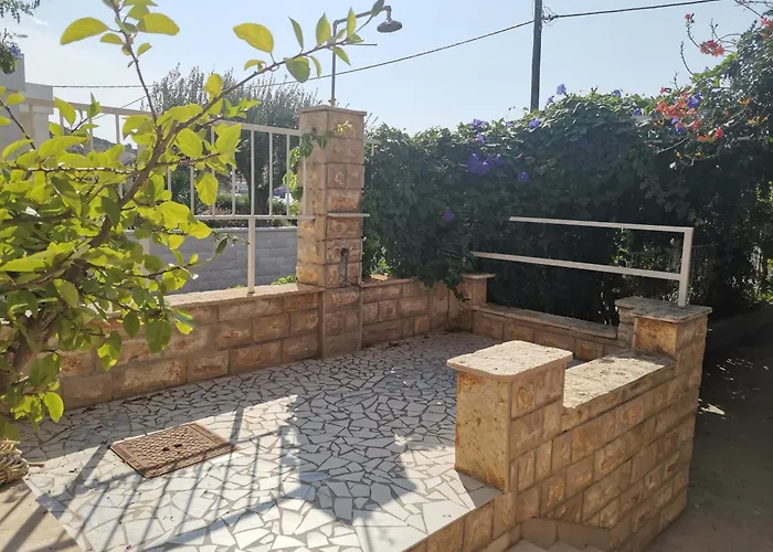 Apartamento By The Sea Vinisce, Trogir - 4288 *